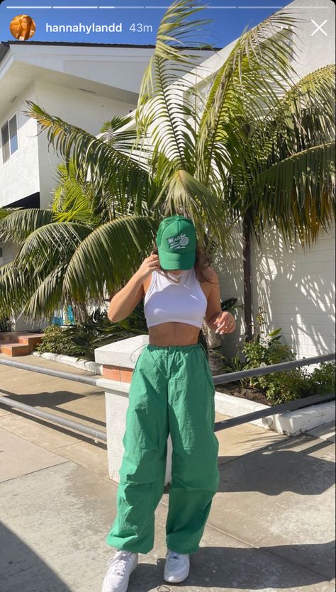 Cotton Fest Outfits, Green Balloon Pants Outfit, Festival Green Outfit, White Balloon Pants Outfit, Bright Green Cargo Pants Outfit, Balloon Trousers Outfit, Green And White Outfits For Women, Green Baggy Pants Outfits, Green Track Pants Outfit