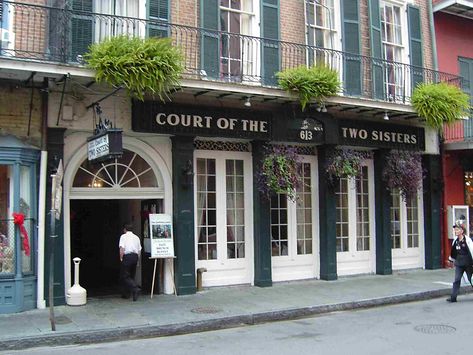 New Orleans Brunch, Court Of Two Sisters, Nola Bachelorette Party, Nola Bachelorette, New Orleans Bachelorette, New Orleans Vacation, Brunch Places, Cool Jazz, New Orleans Travel