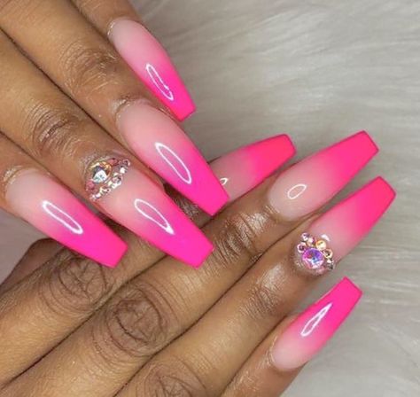 Fluorescent Nails, Blue Ombre Nails, Multicolored Nails, Cute Pink Nails, Pink Ombre Nails, Long Nail Designs, Ombre Acrylic Nails, Stiletto Nails Designs, Pink Nail Art