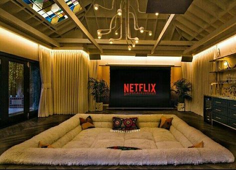 Cool Home Theater, Backhouse Ideas, Future House Living Room, Kids Multivitamin, Home Theater Room Design, Dream Bedroom Inspiration, Home Cinema Room, Interior Design Your Home, Dream Life House