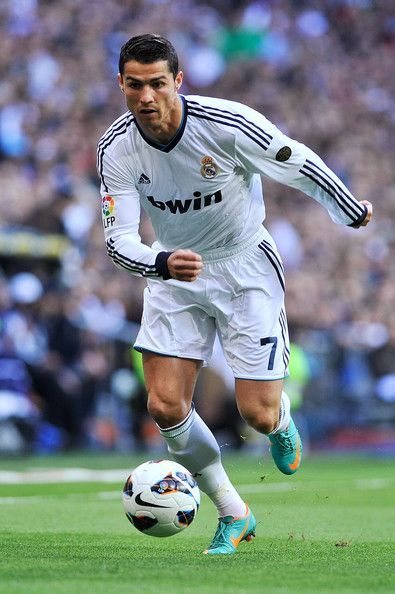 01. Cristiano Ronaldo (Portugal, Real Madrid) Top 10 Best Soccer Players in the World 2015 Christian Ronaldo, Cr7 Vs Messi, Cristiano Jr, Ronaldo Photos, Real Madrid Soccer, Cristino Ronaldo, Good Soccer Players, Best Football Players, Cristiano Ronaldo 7