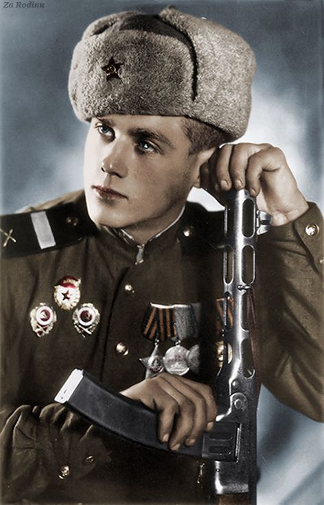 https://flic.kr/p/Kd1c8s | Soviet Artillery Sergeant 1945 | From the book 'The Soviet Soldier 1941-1945 by Phillip Rio. www.amazon.com/Soviet-Soldier-1941-1945-Philippe-Rio/dp/2... I highly suggest this book if you are interested in Red Army equipment,It's a treasure of information. Soviet Soldier, Man In Uniform, A Man, Soldier, Black And White, White, Black