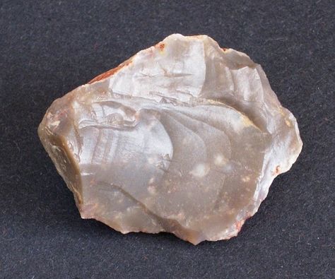 Chert Gallery: 4 Features of Chert: Luster, Fracture, Hardness, Texture Flint Rock, Raw Gemstones Rocks, Rock Identification, Rock Tumbling, Gemstone Brooch, Rocks And Fossils, Rock Types, Rock Minerals, Minerals And Gemstones