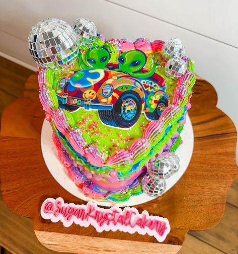 We all love a Lisa Frank cake, right? 👽 Lisa Frank Birthday Party Decorations, Lisa Frank Cookies, Lisa Frank Birthday, Lisa Frank Party Ideas, Lisa Frank Birthday Cake, Lisa Frank Party, Lisa Frank Cake, Y2k Cake, 2000s Party Theme