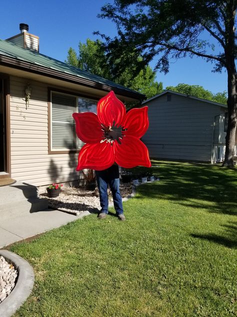 Personalized Paintings, Outdoor Metal Wall Decor, Metal Flower Wall, Farmhouse Contemporary, Metal Flower Wall Art, Metal Flower Wall Decor, Custom Business Signs, Gothic Garden, Large Metal Wall Art