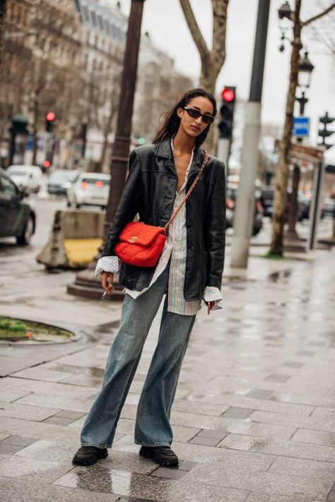 Mona Tougaard, Boyfriend Jeans Style, Off Duty Outfits, Street Style Aesthetic, Timeless Outfits, Artsy Style, Paris Fashion Week Street Style, Model Street Style, Streetwear Aesthetic