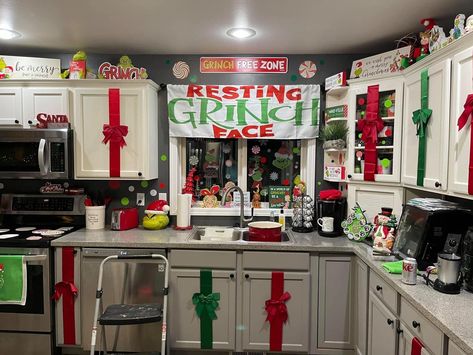 Grinch Kitchen Decor, Grinch Kitchen, Grinch Decor, Refrigerator Ideas, Grinch Stuff, Grinch Santa, Kitchen 2024, Whoville Christmas, Grinch Christmas Decorations