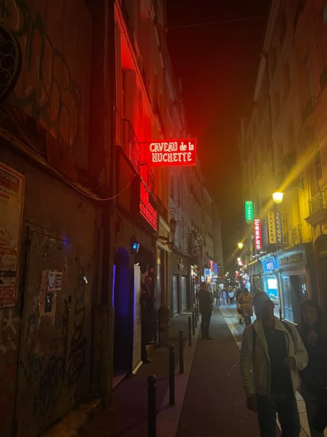 Underground Jazz Club, Jazzpunk Aesthetic, Paris Jazz Club, Paris Clubs, 1980 Aesthetic, Jazz Club Aesthetic, Jazz Room, Book Locations, Paris Club