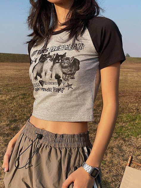 Women T-shirt Y2k crop tops Tees Cat Print Slim Graphic Summer Korean Fashion Harajuku Streetwear #blouse #girlsoutfits​ #girlsfashion​ #outfits​forwomen #womensfashionandstyle #womenswear #womensclothing #womensoutfits2023 #womensoutfitsideas #summeroutfits #croptop #shirt #tshirt #cats #summer #korean #graphic Y2k Cat, Caring Person, Mode Harajuku, Grunge Tops, Summer Korean Fashion, Y2k Crop Top, Crush Pics, Graphic Crop Top, Streetwear Shorts