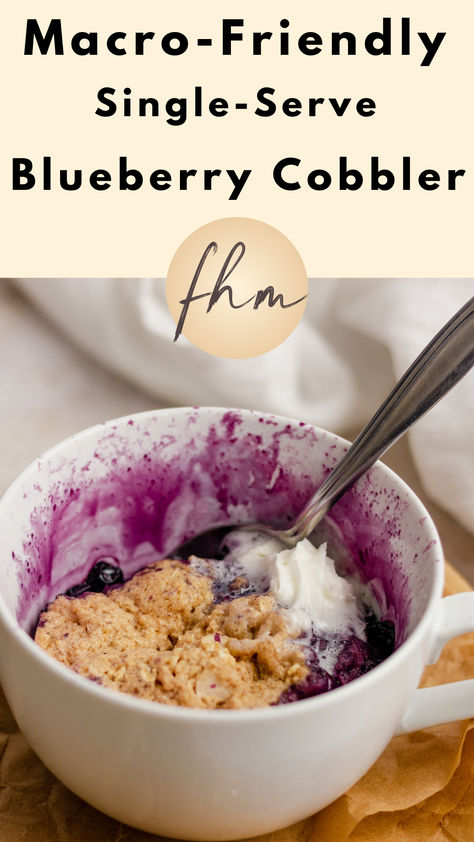 Blueberry Cobbler in a mug Gluten Free Blueberry Cobbler, Easy Blueberry Cobbler, Easy Homemade Desserts, Blueberry Filling, Old Fashioned Recipe, Blueberry Desserts, Blueberry Crumble, Healthy Blueberry, Blueberry Cobbler