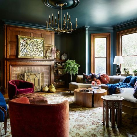 How Cecilia Casagrande Is Restoring a Colonial Revival in Boston Colonial Revival Interior Design, Colonial Revival Dining Room, Wall Panelling Design Living Room, Wall Panelling Design, Colonial Revival Interior, Maximalist Pattern, Colonial Revival Home, Best Blue Paint Colors, Sage Green Paint