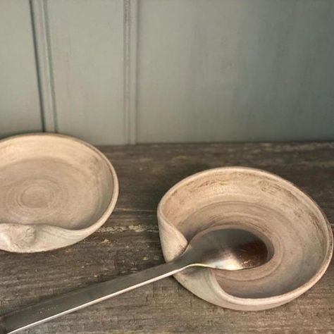 Smudge Bowl, Witchy Candles, Paleolithic Era, Pottery Spoon, Pottery Spoon Rest, Beginner Pottery, Meditation Candles, Sage Smudge, Plant Based Skincare