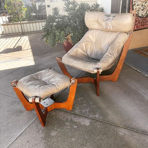 High Luna chair and ottoman in leather and walnut by Norwegian designer Odd Knutsen for sale ($775) Luna Chair, Charleston House, Charleston Homes, High Back Chairs, Chair And Ottoman, Charleston, Ottoman, Walnut, For Sale