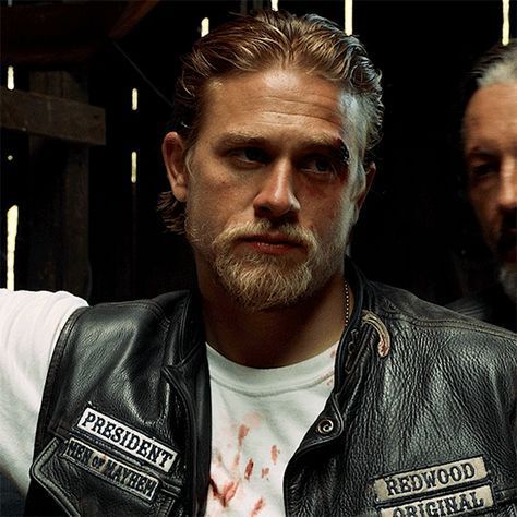 Jax Teller Gif, Sons Of Anarchy Gif, Charlie Hunnam Sons Of Anarchy, Charlie Hunnam Gif, Book Guys, Jackson Teller, Jax Sons Of Anarchy, Dani California, Rei Arthur