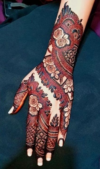 Full Body Mehndi Designs, Sadiya's Henna Design, Kashi Mehndi Designs, Kashees Mehndi Design Beautiful, Kashees Mehndi Designs, Pakistani Mehndi Design, Back Hand Henna Design, Kashees Mehndi, Kashee's Mehndi Designs