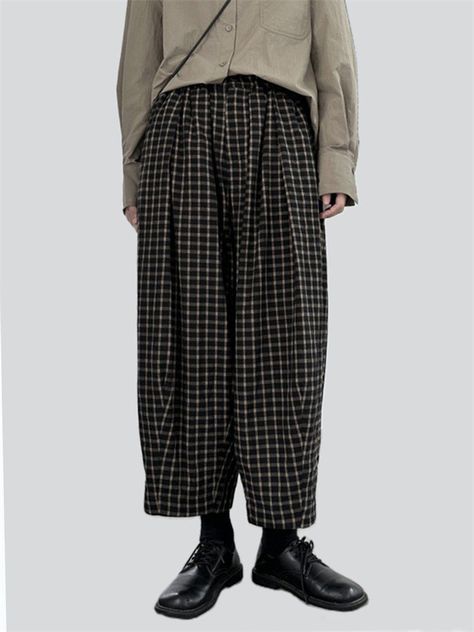 Description Product ID: BT2051442 Material: Cotton, Acrylic Pattern: Plaid Season: Spring, Autumn Style: Fashion, Vintage Occasion: Travel, Shopping, Campus Package included 1 * Pants Size Chart (Asian Size) Please allow 1-3 cm measured error. Size Length Waist Hip One Size 88cm | 34.6 in 64cm - 94cm | 25.2'' - 37.0 in 120cm | 47.2 in Pants That Look Like Skirts, Plaid Trousers Outfit, Grandpa Fashion, Cool Pants, Mori Style, Mori Fashion, Academia Style, Knit Vest Pattern, Plaid Trousers