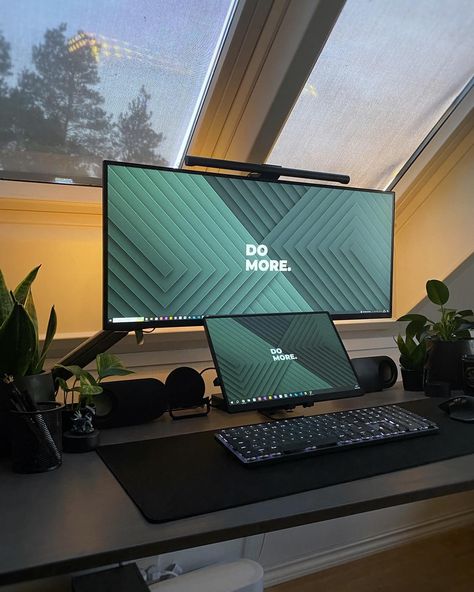 🚨DO MORE wallpaper in our bio!🚨 . . Big thanks to @setupsbyem for the amazing shots! Go give him a follow 🚀 . . ➖➖➖➖➖➖➖➖➖➖➖➖➖➖ #desksetup #workspace #productivity #homeoffice #officeinspiration #minimalist #deskdecor #workspaceinspiration #workfromhome #deskgoals #deskorganization #officedesign #deskstyling #officegoals #desklove #homedecor #deskaccessories #interiordesign #cleanworkspace #cleanlinessiskey #desksetupgoals ➖➖➖➖➖➖➖➖➖➖➖➖➖➖ Do More Wallpaper, Desk Setup Workspace Inspiration, Desk Setup Workspace, Clean Desk Setup, Tree House Bedroom, Gaming Computer Room, Home Office Layouts, Bedroom Workspace, Tech Room