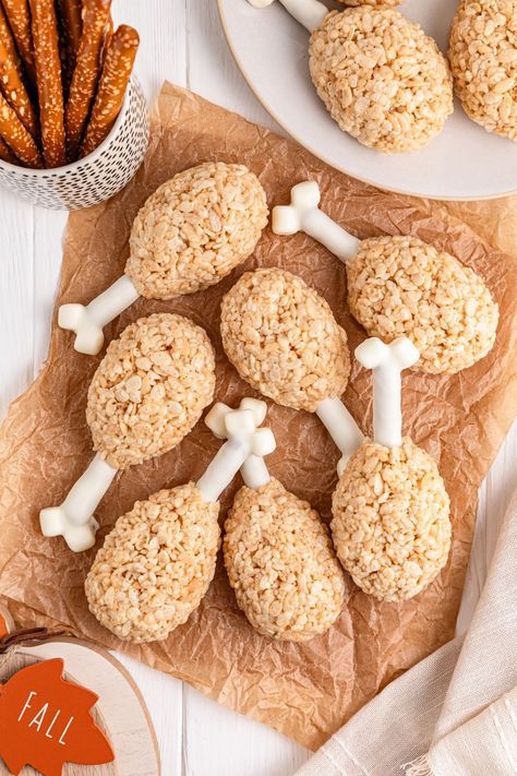 Rice Krispie Treat Turkey Legs - My Incredible Recipes Turkey Leg Rice Krispie Treats, Rice Krispie Treat Turkey, Turkey Rice Krispie Treats, Brown Sugar Fudge, Pink Lemonade Recipes, Turkey Drumsticks, Holiday Dessert Table, Fudge Pie, Turkey Leg