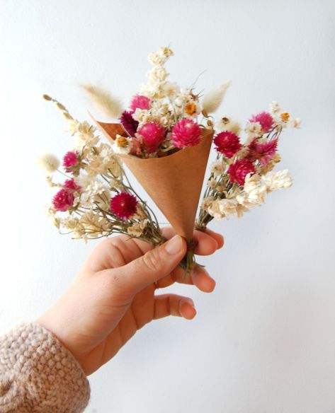 Mini Flower Bouquet, Flower Cones, Flowers For Valentines Day, Valentine Bouquet, Florist Shop, Valentines Flowers, Unique Valentines, Flower Hair Pin, Dried Floral