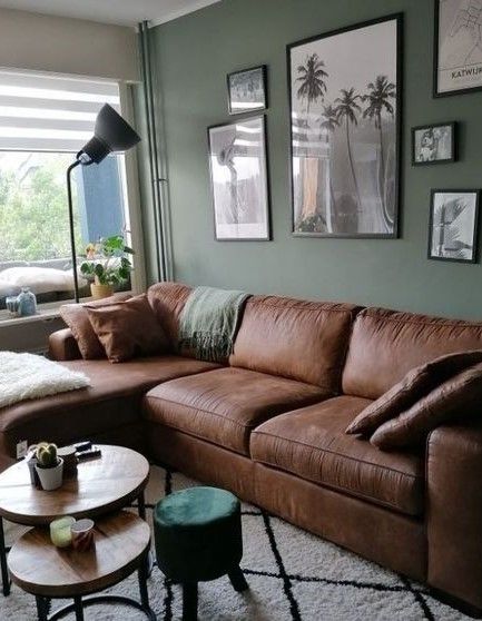 Brown Leather Sofa: Inspirational Living Room Ideas - Decoholic Brown Leather Sofa Living Room, Brown Sofa Living Room, Leather Couches Living Room, Brown Couch Living Room, Home Decor Wallpaper, Leather Sofa Living Room, Decor Ideas Bedroom, Brown Leather Sofa, Cosy Living Room