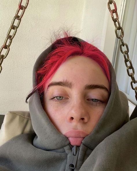 I LITERALLY LOVE HER SO MUCH #billieeilishfanacc #billieeilishfandom #billieeilishfanbase #billiefuckingeilish #billieeilish #billieeilishfan #billieeilishcute #billieilish #blohsh #billieoconnell #billieeilishpics #billieeilishaesthetic #billieeilishstyle🙃 Bossa Nova, The Villain, Celebrity Couples, Favorite Person, Billie Eilish, Music Artists, Love Of My Life, Red Hair, My Girl