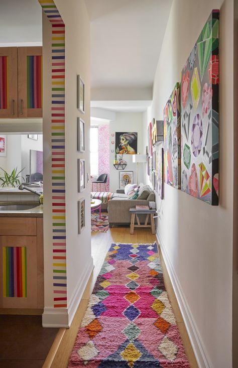 Textile Designer's Rainbow Eclectic New York City Rental | Apartment Therapy Eclectic Wall Painting Ideas, Colorful Eclectic Home Living Room, White Walls Colorful Decor, Colorful Entryway Ideas, Bedroom Ideas Lights, Colorful Fireplace, Cheerful Living Room, Eclectic Home Decor Ideas, Amazon Wall Art