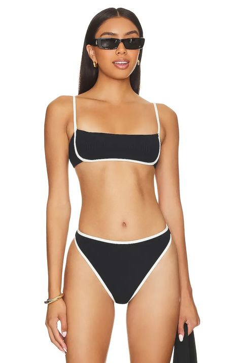 Looking for chic swimsuits for a small chest? If so, we've got you covered with these 30 aesthetic swimsuits that are are cute and functional at the same time; win-win. | best black swimsuit for flat chest | best swimsuit for small bust | best bikini for flat chest | best black bikini for small bust Swimsuit For Flat Chested, Black Swimsuit Outfit, Flat Chested Fashion, Swimsuits For Small Bust, Swimsuit 2024, Swimsuit For Small Chest, Swimsuit Outfit, Swimwear 2024, Flattering Swimwear