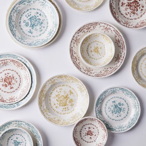 Vintage-Inspired Floral Dinnerware on Food52 Dishwear Sets, Eclectic Dinnerware, Floral Dinnerware, Modern Dinnerware, Vintage Floral Design, Vintage Dinnerware, Ceramic Dinnerware, Flea Market Finds, Vintage Eclectic