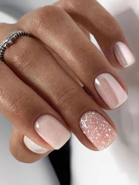 Summer 2024 Nail Trends: Top 19 Short Nail Designs for Vibrant Seasonal Style August Nails, Elegant Nail Designs, Nude Nail, Nude Nail Designs, Cute Gel Nails, Short Nail Designs, Neutral Nails, Stick On Nails, Elegant Nails