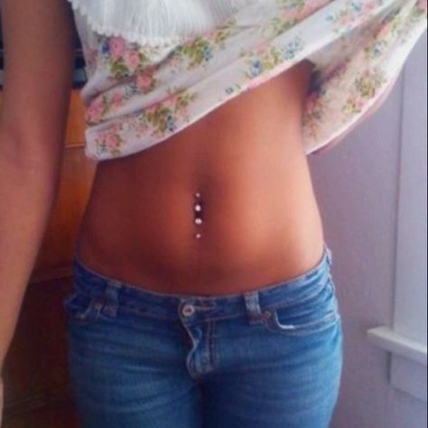 Want it so bad. Double Belly Button Piercing, Double Belly Piercing, Bellybutton Piercings, Cool Piercings, Cute Piercings, Dermal Piercing, Body Modification, Navel Piercing, Belly Piercing