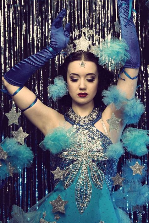 Burlesque Fashion, Burlesque Outfit, Showgirl Costume, Vintage Burlesque, Burlesque Costumes, Burlesque Show, Burlesque Costume, Circus Costume, Va Va Voom