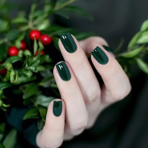 Copper Nail Color, Green Nail Colors, Mauve Nails, Dark Green Nails, Forest Elf, Boreal Forest, Green Nail Polish, Edgy Nails, Green Nail