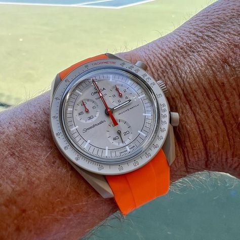 Swatch Omega Jupiter, Orange Watches For Men, Omega Watch Mens, Swatch Omega, Mens Watches Classy, Summer Watch, Orange Watches, Omega Watches, Vintage Timepiece