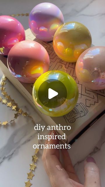 Acrylic Paint Colors, Thrifty Crafts, Easy Christmas Ornaments, Anthropologie Inspired, Colorful Paintings Acrylic, Paint Acrylic, Painted Ornaments, Leaf Green, Craft Night