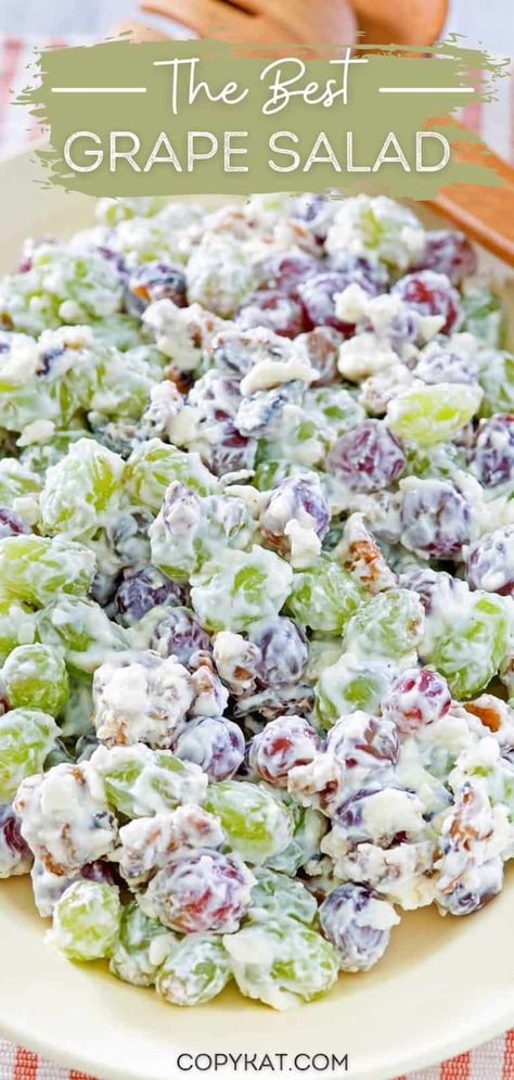 This creamy grape salad with walnuts is a perfect side dish for a summer BBQ, potluck, or holiday meal. Get the easy recipe with fresh grapes, toasted walnuts, and homemade cream cheese dressing. It's sweet, creamy, crunchy, and the best combo of fruit salad and cheesecake ever! Grape Dessert Salad, Grapes With Cream Cheese, Strawberry And Grape Salad, Grape Salad With Marshmallow Cream, Snow Grapes Recipes, Cold Salad For Christmas, Green Grape Salad, Easy Grape Salad Recipes, Recipes Using Grapes