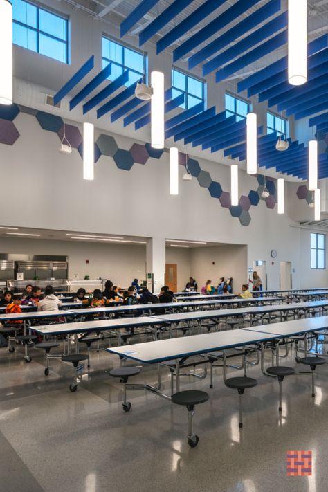 Korean School Cafeteria, Cafeteria Design School, School Cafeteria Aesthetic, Korean Canteen School, Elementary School Aesthetic, Cafeteria Aesthetic School, Lying Aesthetic, Aesthetic Cafeteria School, Luxury School Cafeteria