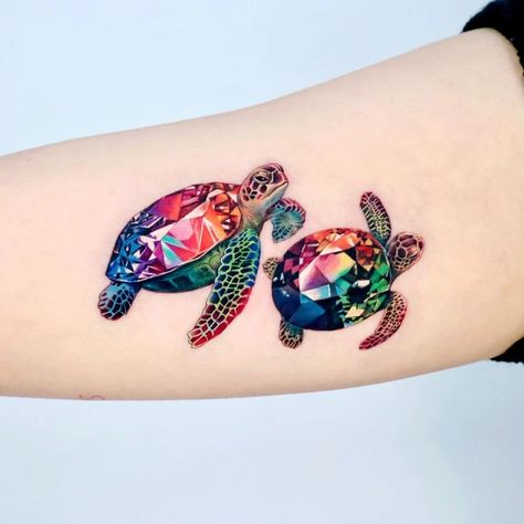 15 Tattoos From a Korean Artist, Nonlee, That’ll Make Your Inner Beauty-Lover Rejoice / Bright Side Tortoise Tattoo, Turtle Tattoos, Korean Tattoo Artist, Turtle Tattoo Designs, Gem Tattoo, Bright Tattoos, Korean Tattoos, Turtle Tattoo