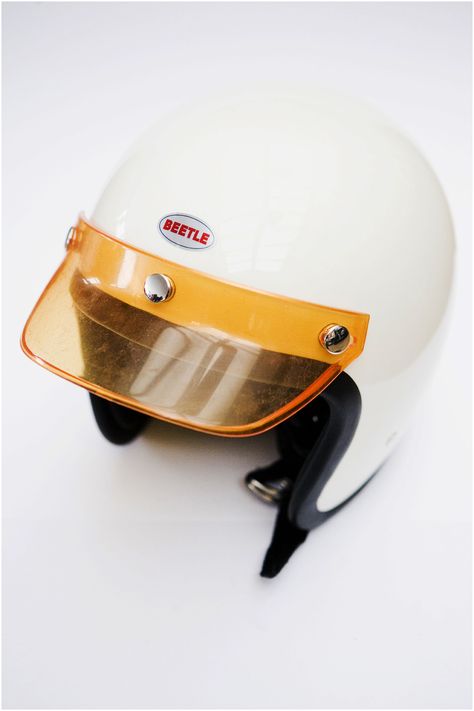 Beetle Helmet Beetle Helmet, Helmet Photography, Classic Motorcycle Helmet, Classic Helmet, Helmet Storage, Tracker Motorcycle, Retro Helmet, Vintage Helmet, Motorbike Helmet