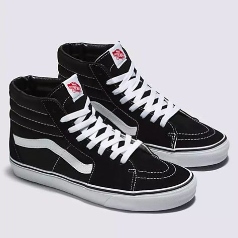 Vans Sk8-Hi Black And White Shoes Mens 8.5/Womens 10 Never Worn, Brand New With Tag And Box Open To Negotiations Estilo Vans, Vans Sk8 Hi Black, Black And White Vans, Tenis Vans, Vans Skate, Vans Black And White, White High Tops, Black And White Shoes, Vans Style