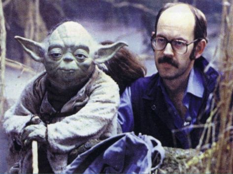 Frank Oz with Yoda - Star Wars Frank Oz, George Lucas, Star Wars Yoda, Jim Henson, Portrait Ideas, Feature Film, Sesame Street, Puppets, Filmmaking