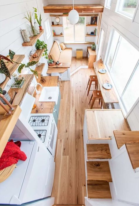 Tiny House Interior Design, Tiny House Loft, Tiny House Trailer, Tiny House Inspiration, Tiny House Listings, Casa Container, Modern Tiny House, Tiny House Decor, Tiny House Movement