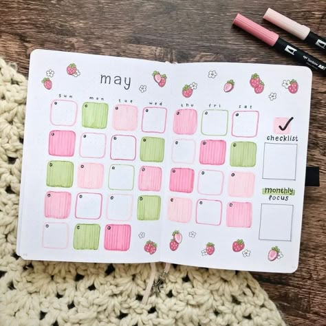 Journal Ideas Monthly Calendars, Monthly Bujo Ideas, Monthly Journal Spread, Bujo Ideas Page, May Bullet Journal Calendar, Journal Calendar Ideas, Bujo Calendar, Bujo Monthly Spread, May Calendar