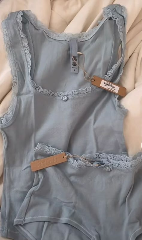 credit to original | skims sleepwear outfit outfits clothes clothing wardrobe blue aesthetic lace inspo Makeup Looks Spring, Nail Art Spring, Nail Polish Shades, Clothing Wardrobe, 2000s Outfit, Spring Palette, Cute Pajama Sets, Spring Styles, Glamour Makeup