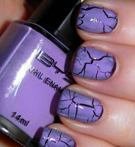 Cracked nail design Crackle Nail Polish, Crackle Nails, Cracked Nails, Nagellack Trends, Purple Nail Polish, Purple Nail Designs, Fall Nail Art Designs, Broken Nails, Nail Polish Trends