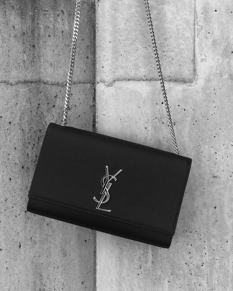 @cosette.com.au on Instagram: “Rock your outfit with our Saint Laurent Kate in Silver ⚡️IN STOCK⚡️⠀⠀⠀⠀⠀⠀⠀⠀⠀ ⠀⠀⠀⠀⠀⠀⠀⠀⠀ #LuxuryEveryday #CosetteAu” Aesthetic Clutch, Bags Ysl, Ysl Purse, Purse Aesthetic, Dior Purse, Ysl Handbags, Formal Bag, Purse Luxury, Clutch Purse Black