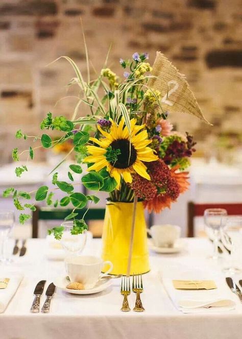 Love the sunflowers Flowers Arrangements For Table, Theme Wedding Ideas, Lace Vase, Table Centre Pieces, Wedding Table Display, Flower Table Decorations, Ideas For Flowers, Yellow Wedding Theme, Wedding Flowers Sunflowers