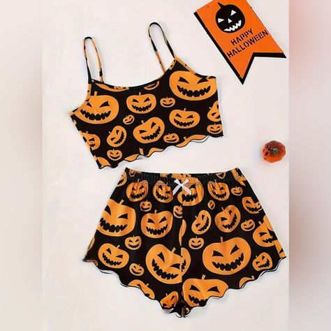 Nwt Women’s Size Medium Halloween Pumpkin Jack O Lantern 2 Piece Lounge Pajama Set! Diy Room Divider Cheap, Daycare Attendant Oc, Camp Counselor Aesthetic, Fall Ambiance, Pj Ideas, Slime Easy, Daycare Attendant, Boo Baskets, Backless Cami Top