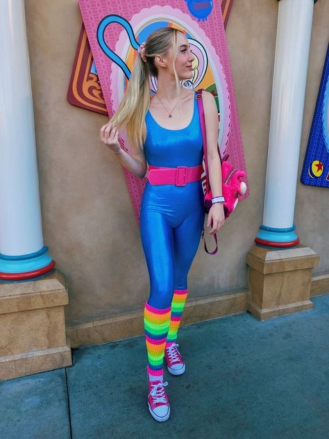 #disney #disneyland #oogieboogie #barbie #barbiecostume #toystory3 Barbie From Toy Story Costume, 80s Toys Costumes, Barbie Toy Story Costume, Toy Story Barbie Costume, Workout Barbie Costume, Toy Story Barbie, 80 Outfits, 80s Workout Outfit, Gym Costume