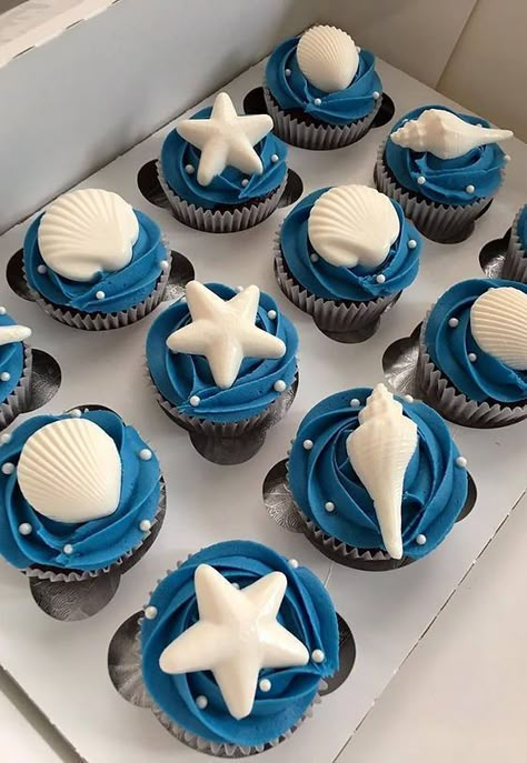 Beach Cupcakes, Ocean Birthday Party, Ocean Birthday, Beach Cakes, Beach Birthday, Sea Birthday, Pretty Birthday Cakes, 14th Birthday, Cool Birthday Cakes