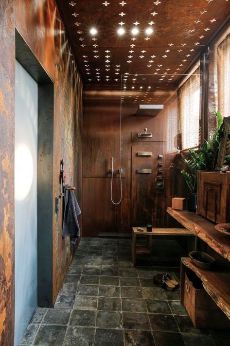 Cabin Shower Ideas, Rustic Bathroom Sink Ideas, Wet Bathroom Ideas, Corten Steel Wall, Shower Door Glass, Wet Room Bathroom, Bathroom Design Black, Rustic Shower, Rustic Bathrooms